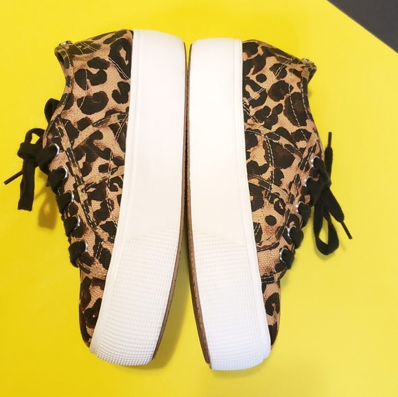 Steve madden Emmi Leopard Print Platform S… - Picture 2 of 8